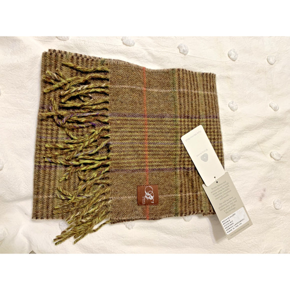 Bronte by Moon Morino Lambs Wool Heather Plaid Scarf Made in the UK Heritage - Picture 1 of 4